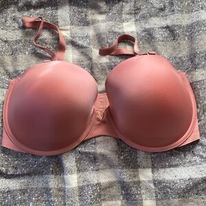 Victoria’s Secret Strapless Bra